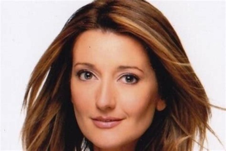 Anna Davlantes age