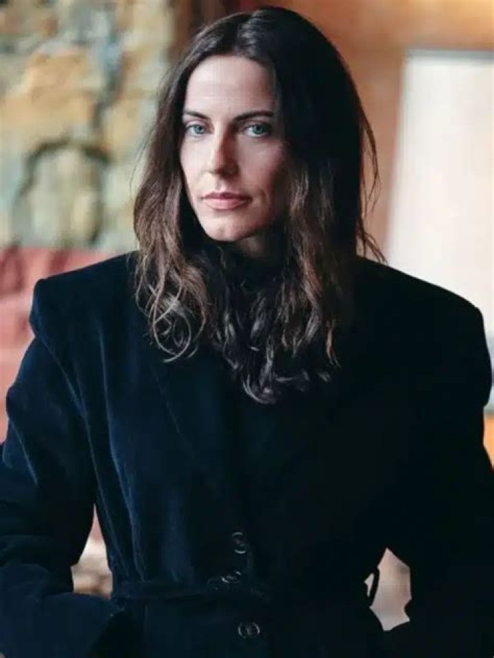 Antje Traue net worth