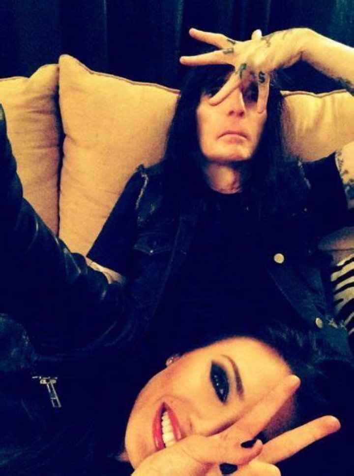Fai McNasty, Mick Mars's Girlfriend