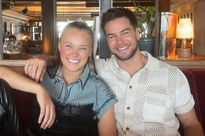 ItsJava’s Boyfriend: Who is ItsJava Dating?
