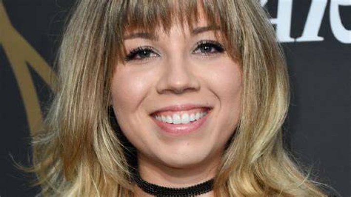 Jennette McCurdy Net Worth: How Much is Jennette McCurdy Worth?