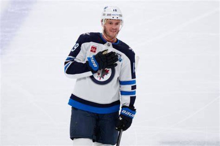 Jonathan Toews
