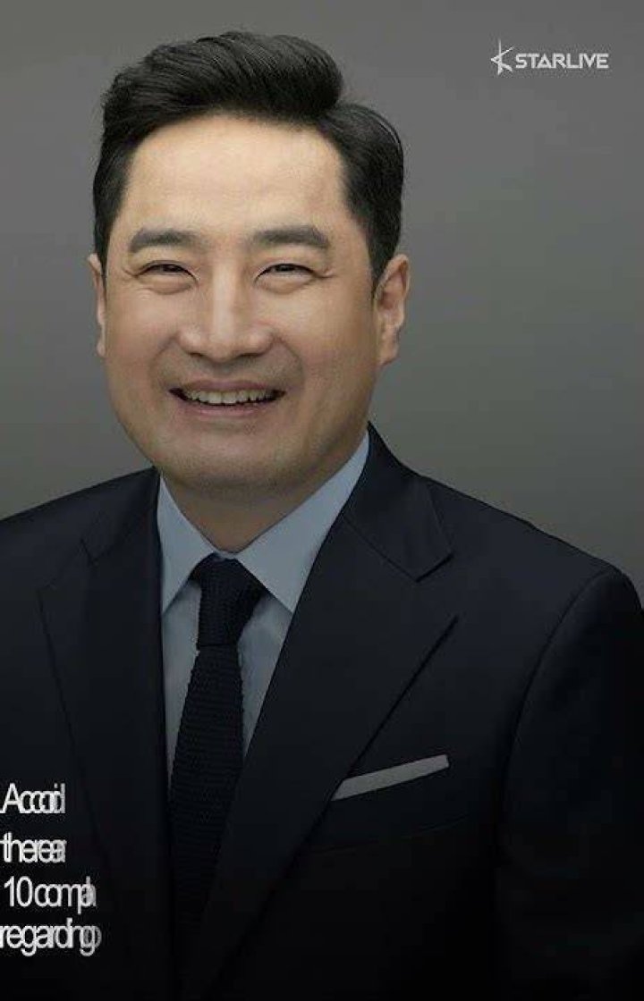 Kang Yong-suk