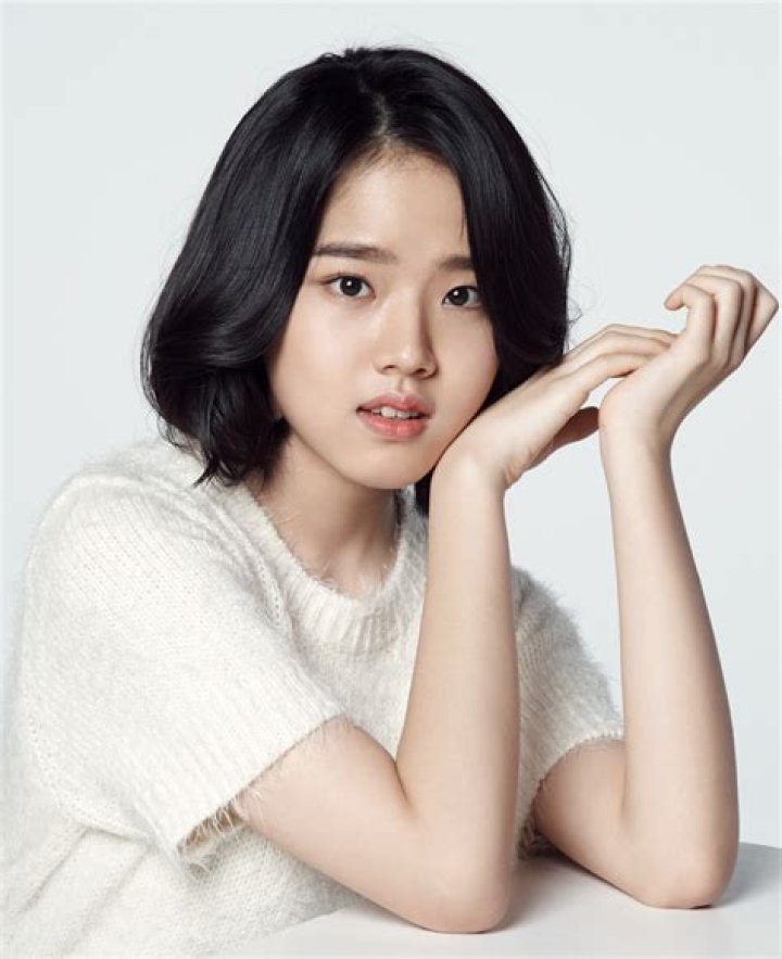 Kim Hyang-Gi