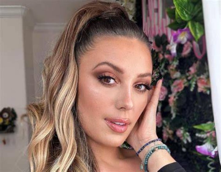 Ruby Lyn - Net Worth, Age, Height, Birthday, Bio, Wiki!
