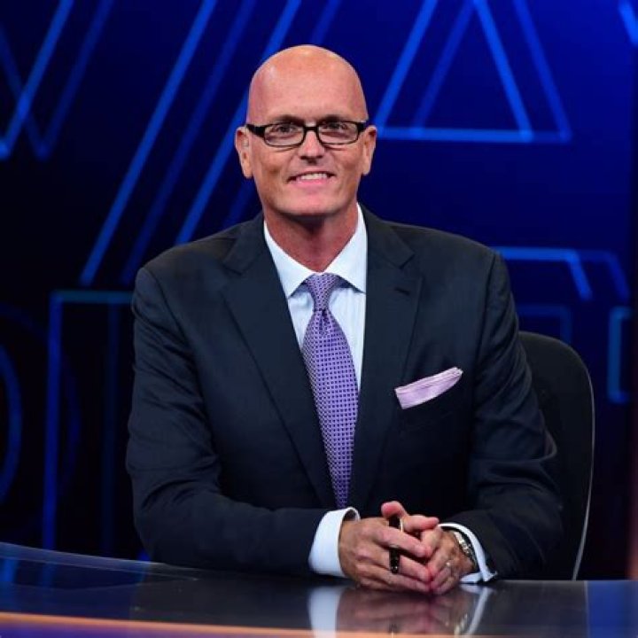 Scott Van Pelt