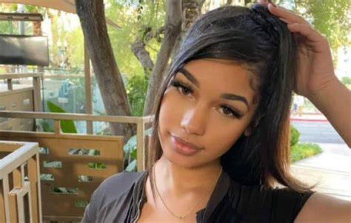 Who is Lexi2Legit? age, real name, nationality, net worth